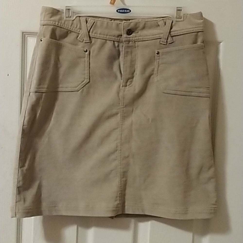Merrell Jasmund Tan corduroy mini skirt size 4